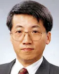 소아과의사, 대학교수인 고영률의 대표 이미지