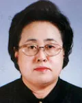 희곡작가인 강추자의 대표 이미지