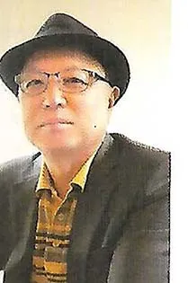 시인, (전직)중등교장인 김전의 대표 이미지