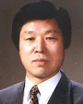 연구기관단체인, 약사, (전직)광역의회의원인 이성섭의 대표 이미지