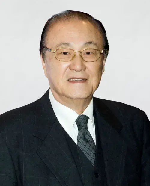 연극영화종사자, (전직)영화배우인 윤일봉의 대표 이미지