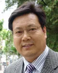 수필가, 칼럼니스트인 최원현의 대표 이미지