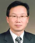 대학교수인 김유근의 대표 이미지