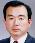 (전직)대학교수인 김해정의 대표 이미지