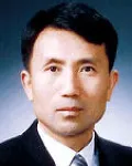 치과의사, 대학교수인 강병철의 대표 이미지