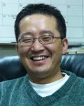 작곡가인 윤민석의 대표 이미지