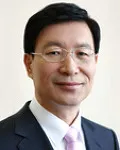 대학교수인 강이석의 대표 이미지