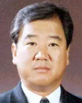 대학교수인 김근영의 대표 이미지