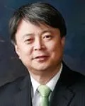 변호사인 강석훈의 대표 이미지