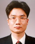 변호사인 이경철의 대표 이미지