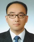 변호사인 홍명기의 대표 이미지