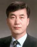 대학교수인 조항록의 대표 이미지