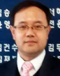 변호사, (전직)판사인 최영헌의 대표 이미지