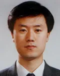 판사인 염기창의 대표 이미지