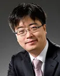 변호사인 이용희의 대표 이미지