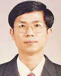변호사, (전직)판사인 엄운용의 대표 이미지