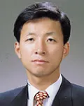 변호사, (전직)기업인인 박차웅의 대표 이미지