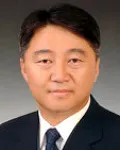 판사인 황윤구의 대표 이미지