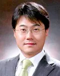 변호사인 강래형의 대표 이미지