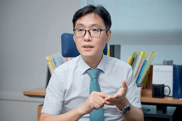 판사인 빈태욱의 대표 이미지