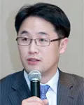 대학교수인 구민교의 대표 이미지