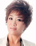 가수인 나예린의 대표 이미지