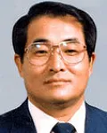 대학교수인 김형배의 대표 이미지