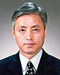 기업인, (전직)은행인인 신남철의 대표 이미지