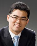 변호사인 강동욱의 대표 이미지