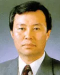 대학교수인 김영하의 대표 이미지
