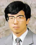 대학교수인 김윤동의 대표 이미지