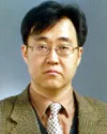 대학교수인 박진용의 대표 이미지