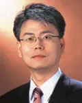 (전직)정치인인 이철민의 대표 이미지