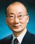 언론인인 김영일의 대표 이미지