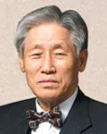 출판인인 민영빈의 대표 이미지