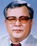 대학교수인 김동진의 대표 이미지