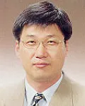 대학교수인 이윤재의 대표 이미지