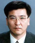 연구인인 김동진의 대표 이미지
