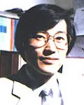 대학교수인 김동희의 대표 이미지