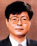 대학교수인 김석기의 대표 이미지