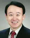대학교수인 노재철의 대표 이미지