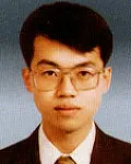 변호사, (전직)판사인 김동진의 대표 이미지