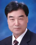 작곡가, (전직)고등교원인 김성덕의 대표 이미지