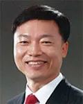 변호사, (전직)판사인 이준의 대표 이미지