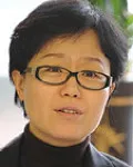 변호사, (전직)검사인 이옥의 대표 이미지
