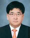(전직)검사, (전직)변호사, (전직)판사인 홍지욱의 대표 이미지