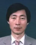 대학교수인 하천수의 대표 이미지