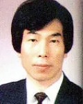 대학교수인 박근형의 대표 이미지