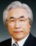 성악가, (전직)대학교수인 김화용의 대표 이미지
