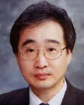 치과의사, (전직)대학교수인 이용찬의 대표 이미지
